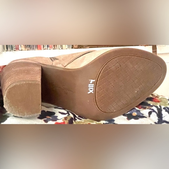 Jessica Simpson Cassley Tan Suede Booties – Size 7M / 37 - Picture 10 of 16